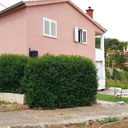 Seaside House Mali Iz *