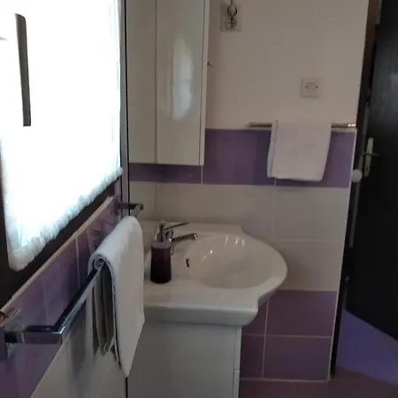 Seaside House Mali Iz Nyaraló Veli Iž