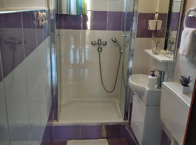 Seaside House Mali Iz