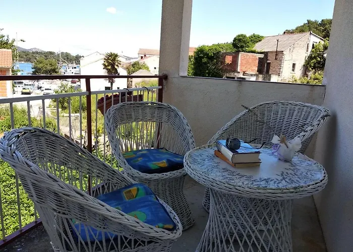 Seaside House Mali Iz *