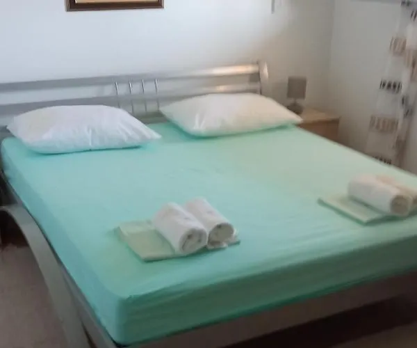 Seaside House Mali Iz *